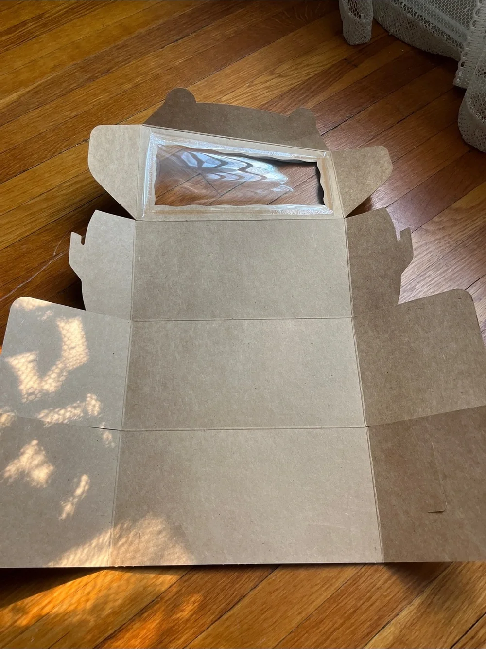 8” x 4” x 4” cardboard baked good box with window 40 ct